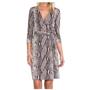Diane Von Furstenberg Julian Wrap Silk Jersey Dress, Monochrome,new condition, 0